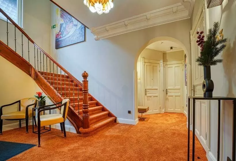 Hotelli Villa Boutique 115 By Ina