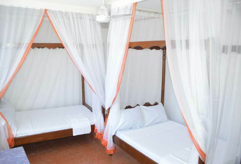 هتل Whitesun Safari