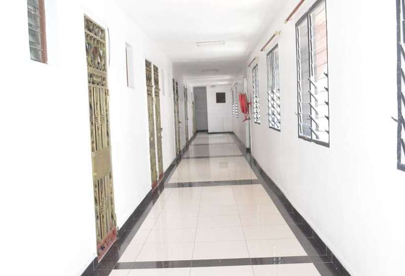 هتل Whitesun Safari