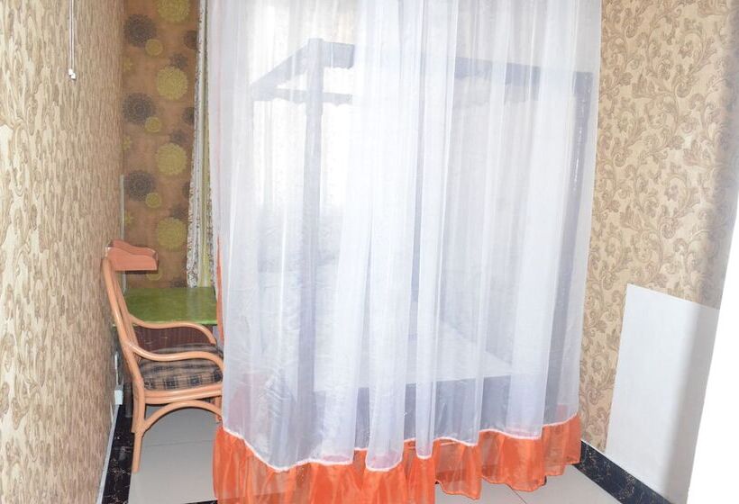 هتل Whitesun Safari