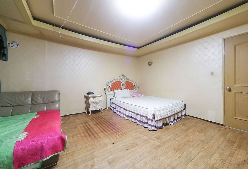 Motel Busan Sujeongdong Hill