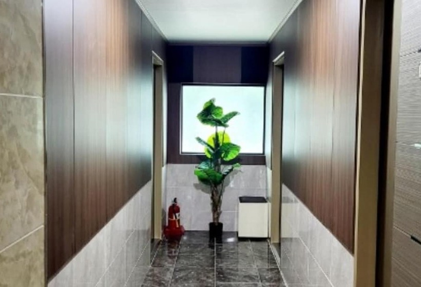 汽车旅馆 Taereung Hill House