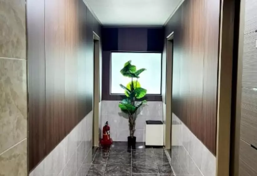 Motelli Taereung Hill House