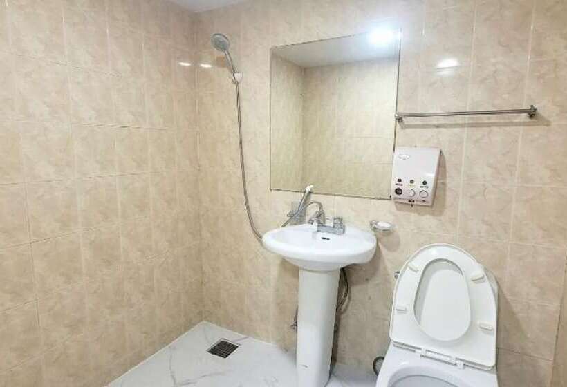 汽车旅馆 Taereung Hill House