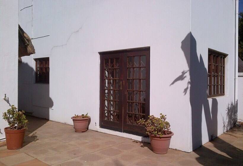 펜션 77 On 8th Rosebank