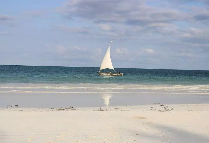 پانسیون Kivuli Villas Diani