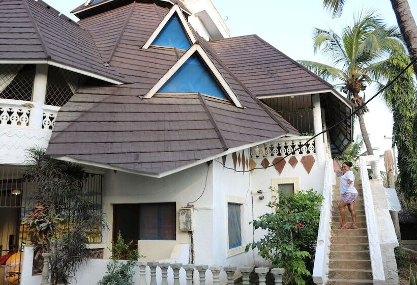 پانسیون Kivuli Villas Diani