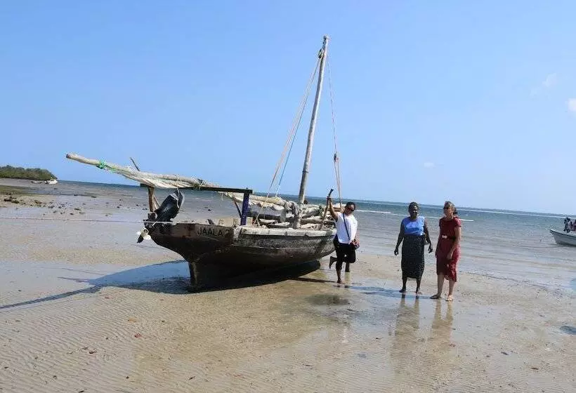 پانسیون Kivuli Villas Diani