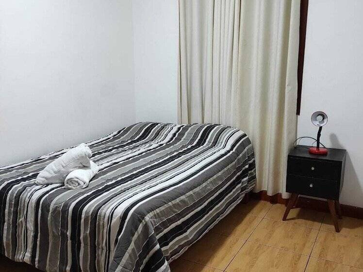 Pension Oscar House 776