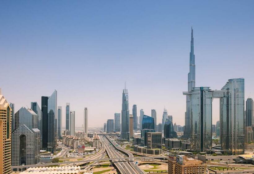 Sonder Downtown Towers