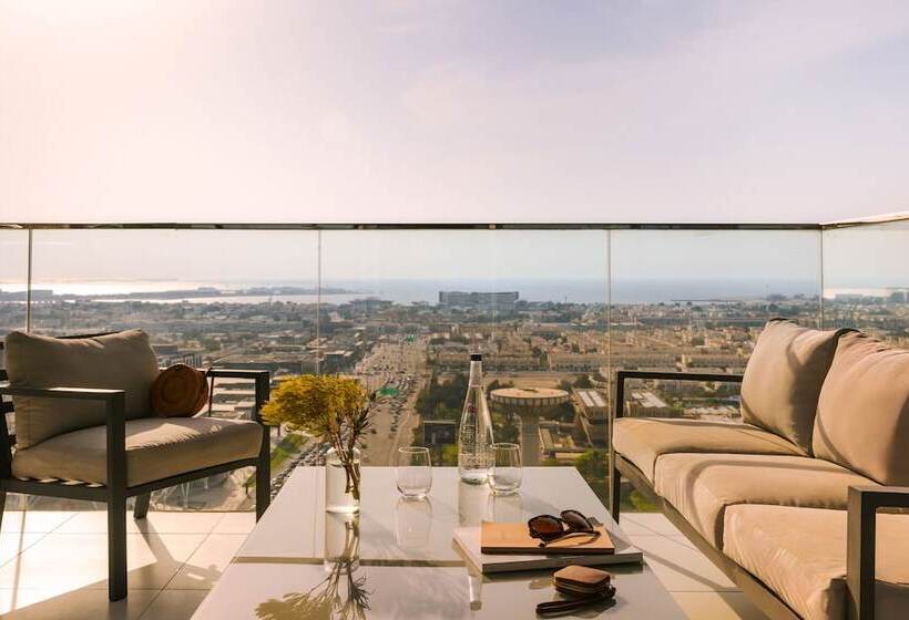 Sonder Downtown Towers