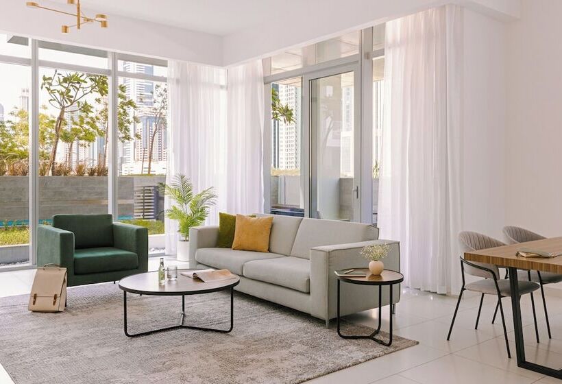 Sonder Downtown Towers