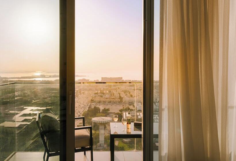 Sonder Downtown Towers