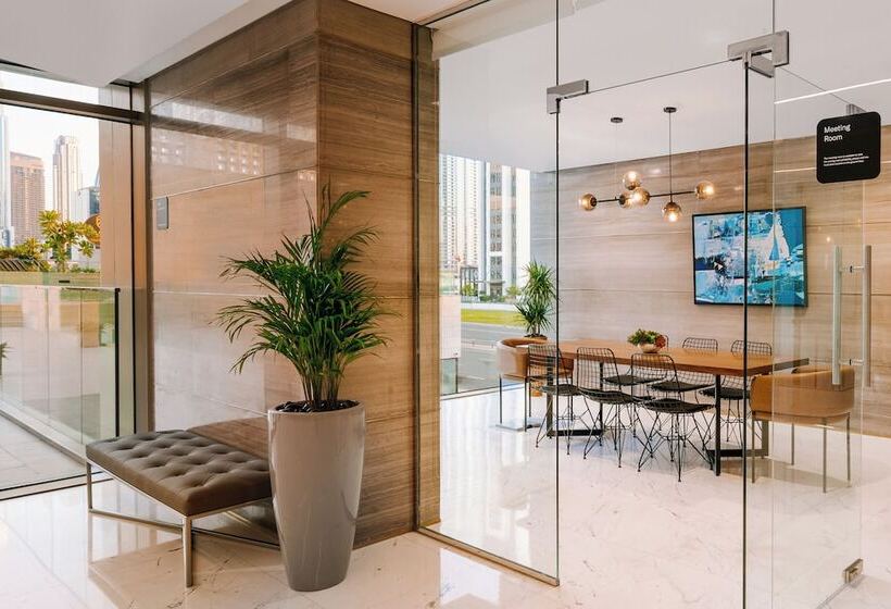 Sonder Downtown Towers