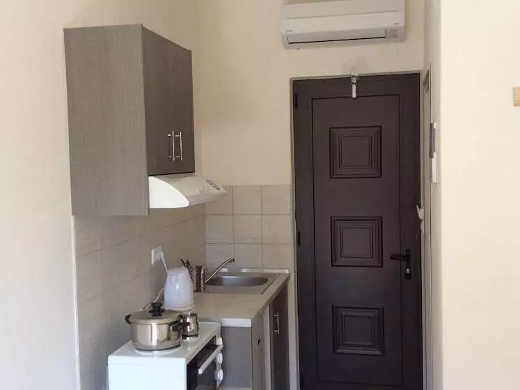 Aamiaismajoitus (B&B) Elena Rooms