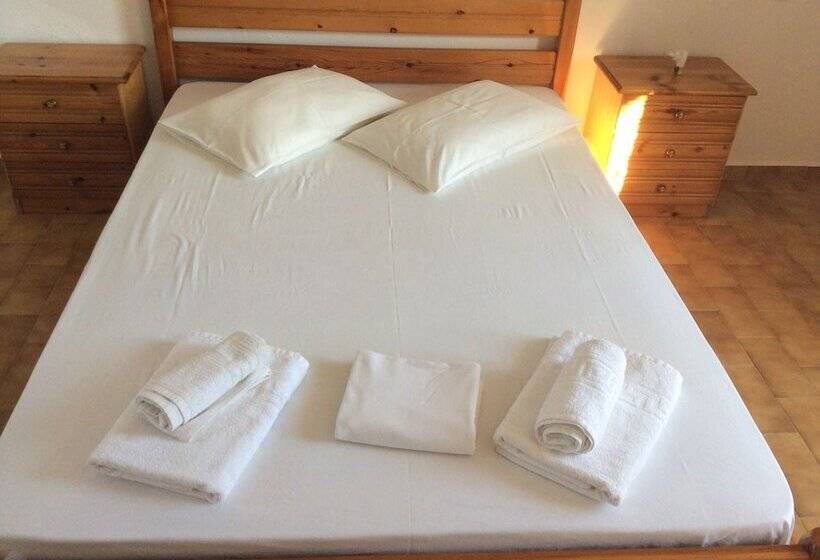 Bed and Breakfast Elena Rooms