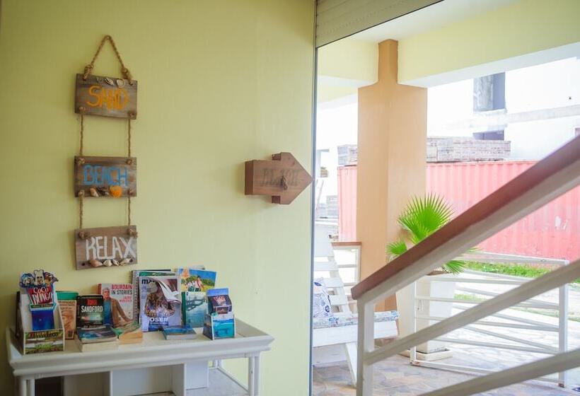 Bella Vida Hotel Formerly Tomasol