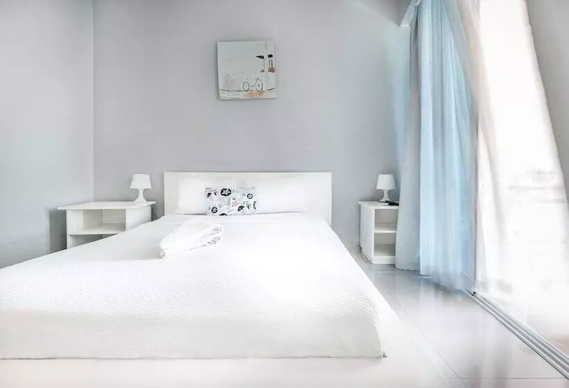 Bella Vida Hotel Formerly Tomasol