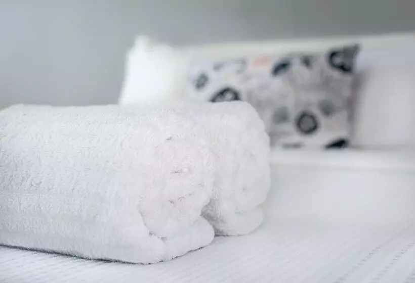 Bella Vida Hotel Formerly Tomasol