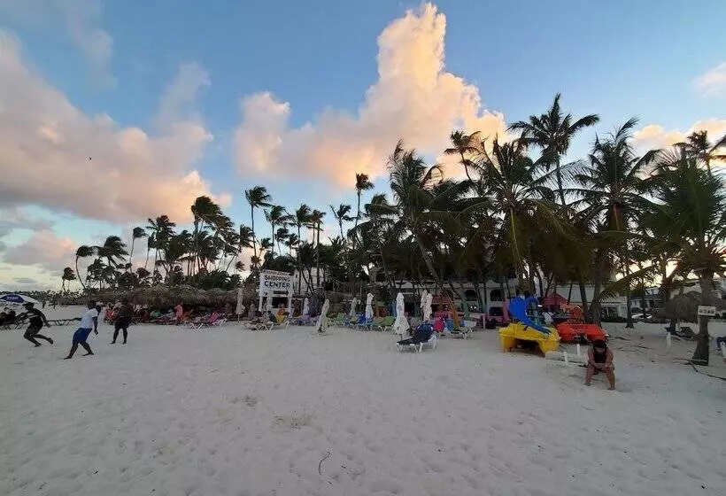 Bella Vida Hotel Formerly Tomasol