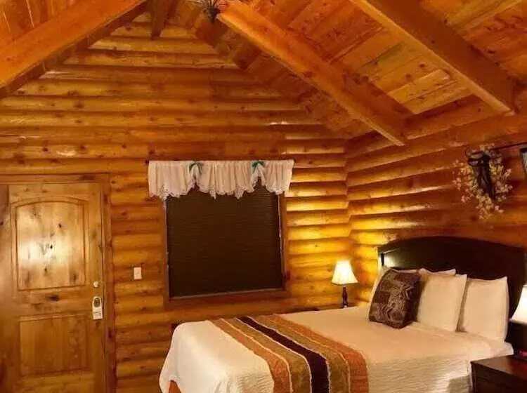 Bryce Canyon Log Cabins