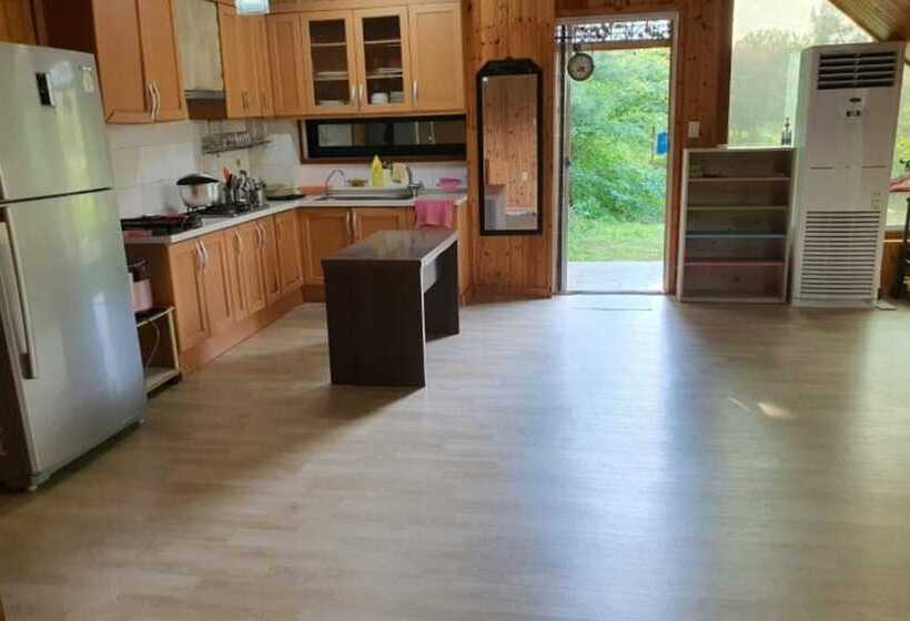 Daebudo Badayeohaeng Pension