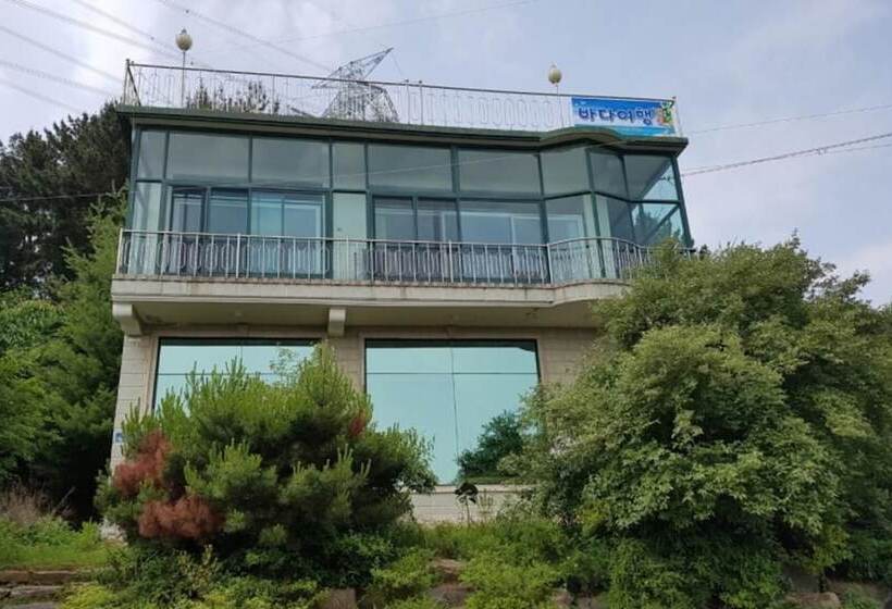 Daebudo Badayeohaeng Pension