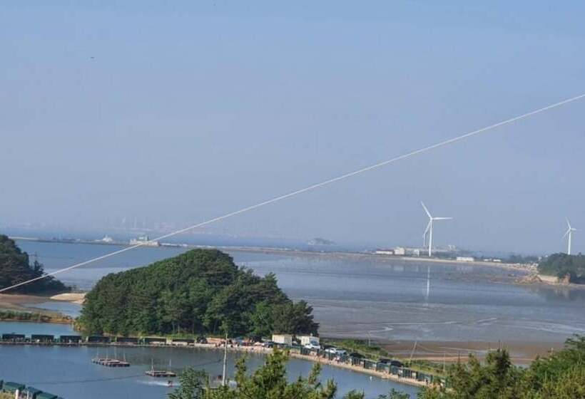 Daebudo Badayeohaeng Pension