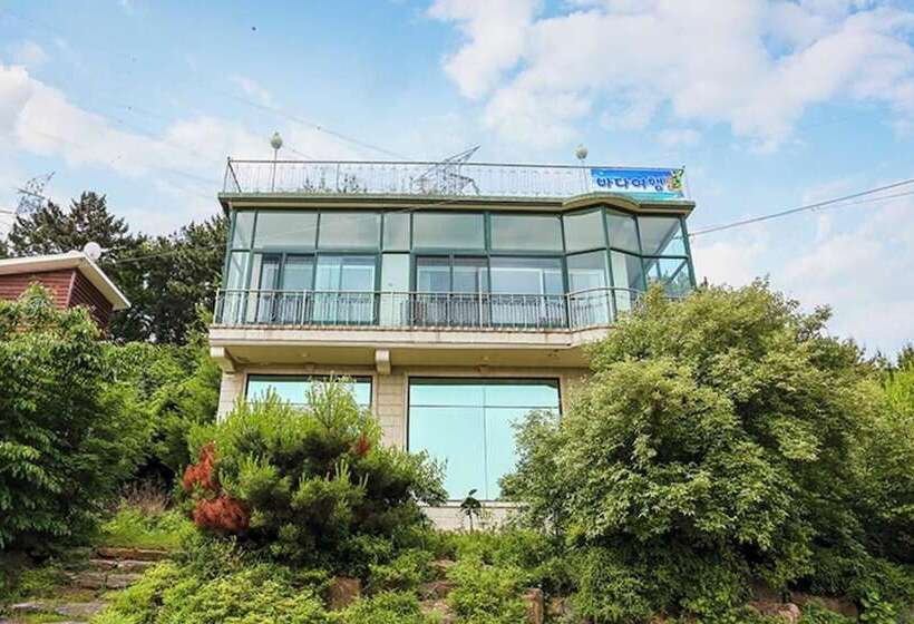 Daebudo Badayeohaeng Pension