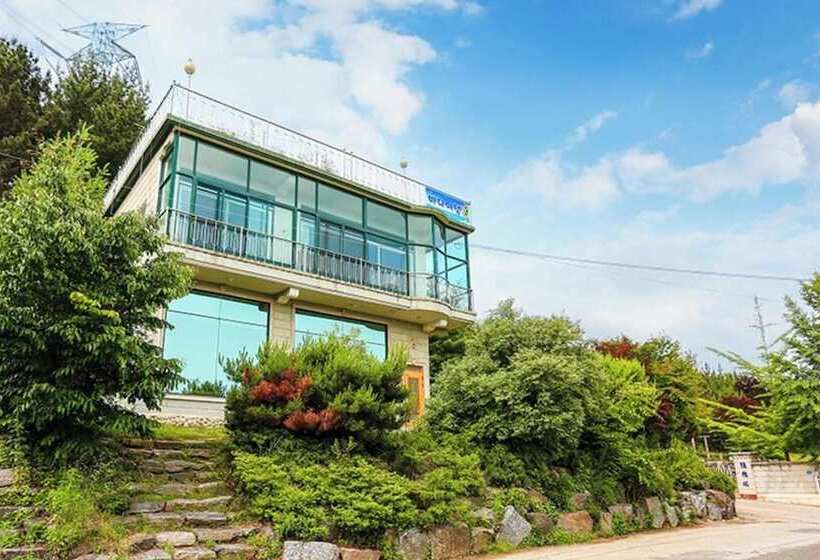 Daebudo Badayeohaeng Pension