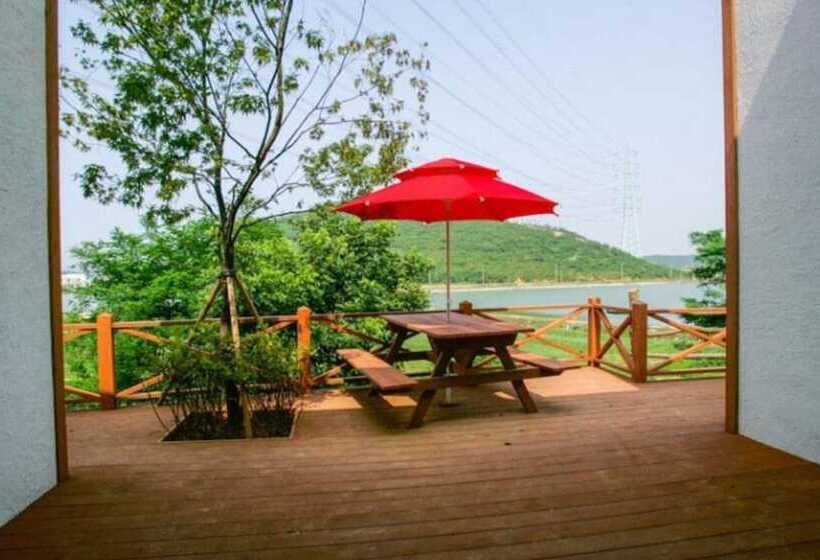 Daebudo White Island Pension