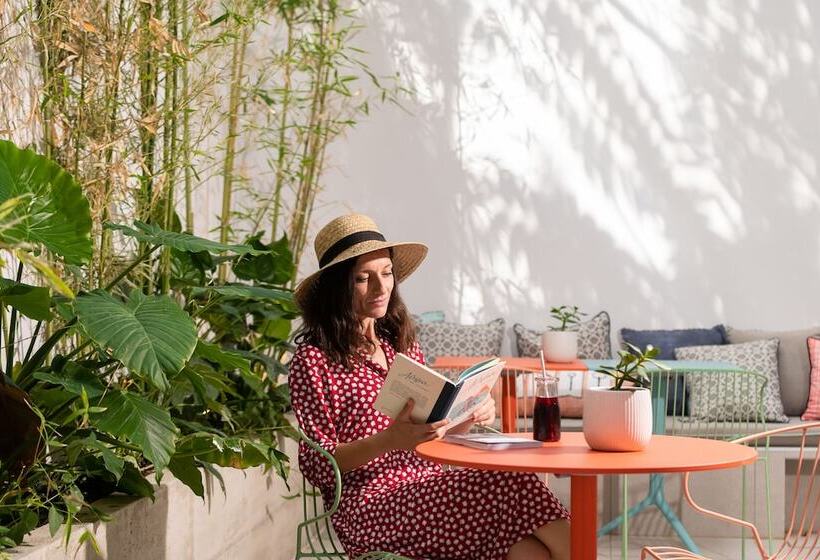 Отель Alkima Athens