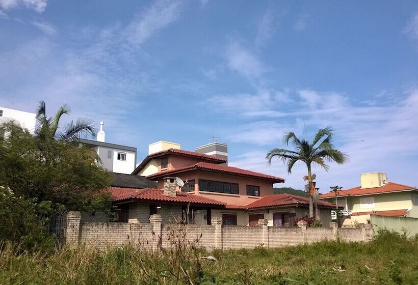 בית מלון כפרי Bbb Rooms Praia Do Campeche Florianópolis