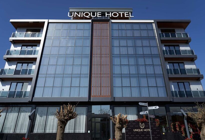 Hotel Unique