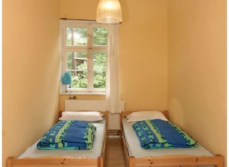 Jetpak Ecolodge   Hostel