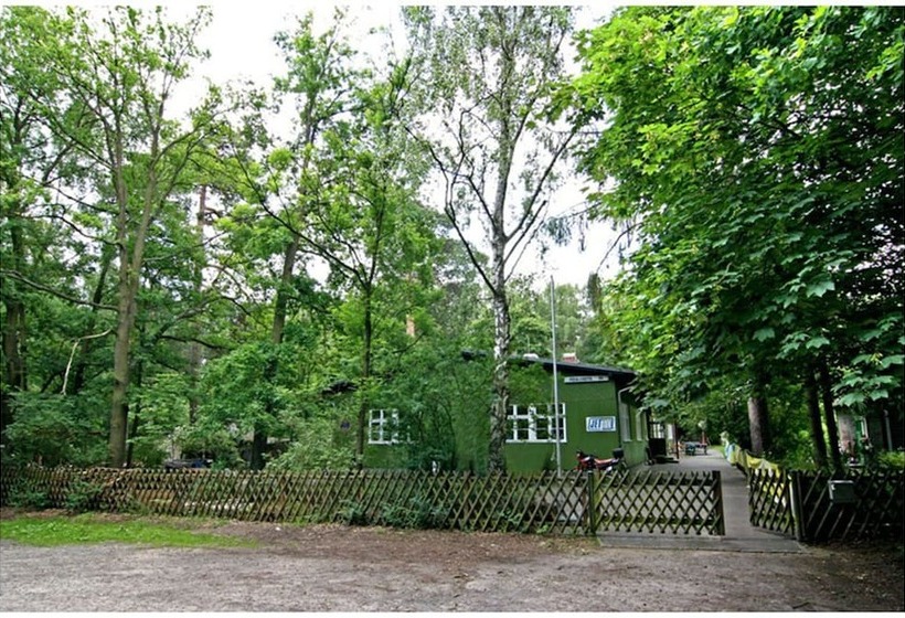 Jetpak Ecolodge   Hostel