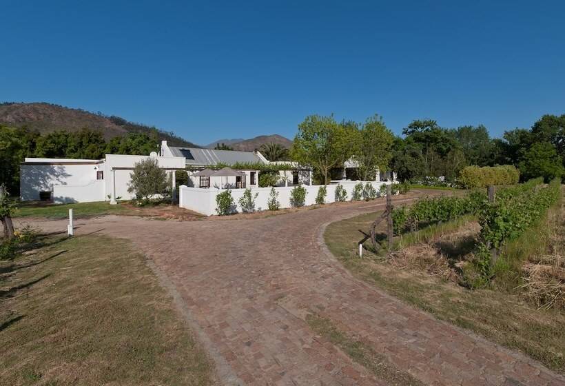 La Galinière Guest Cottages
