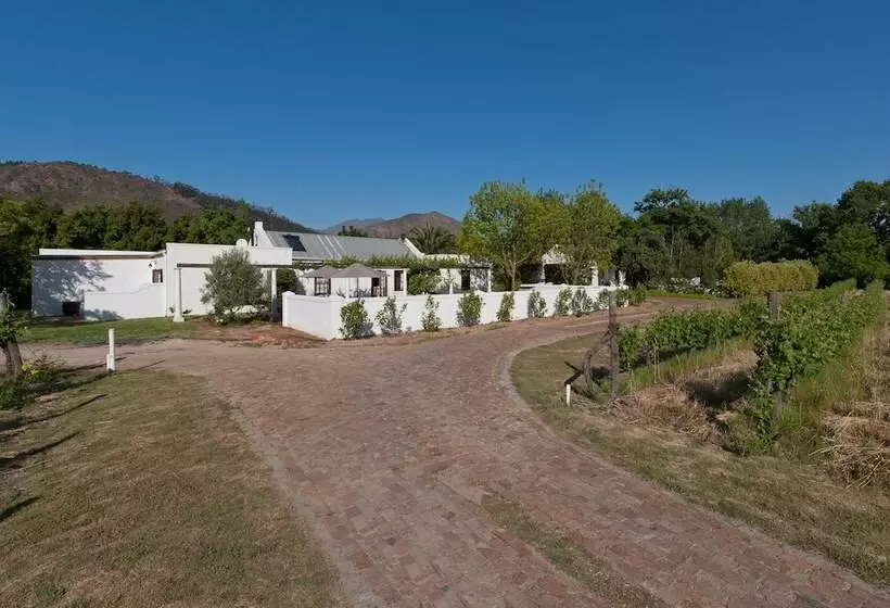 La Galinière Guest Cottages
