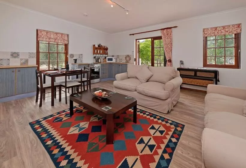 La Galinière Guest Cottages