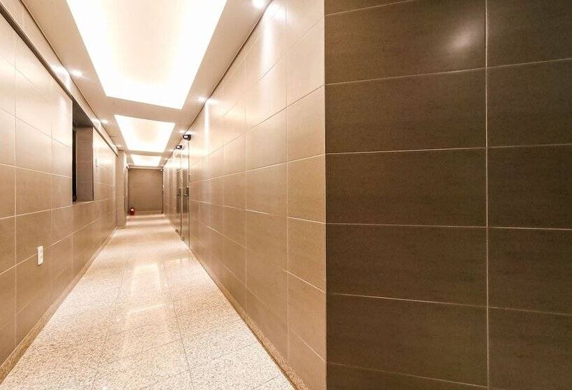 Motel Busan Haeundae Flos