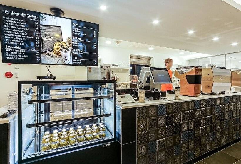 Motel Busan Haeundae Flos