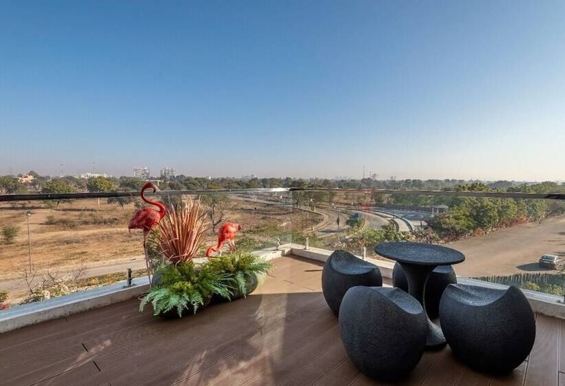 Nest Luxury Hotel And Resorts