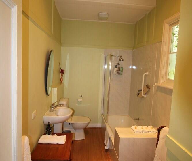 Olinda Country Cottages