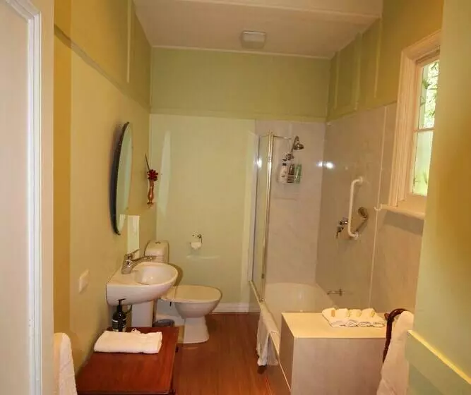 Olinda Country Cottages