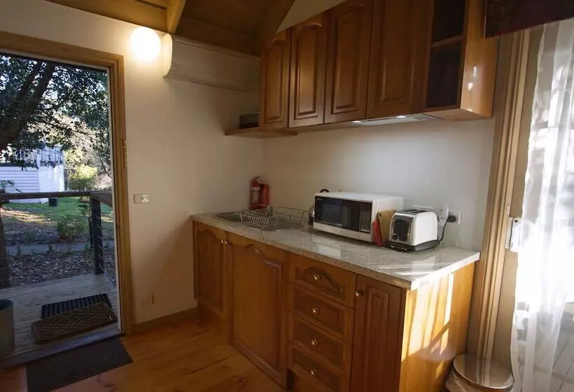 Olinda Country Cottages