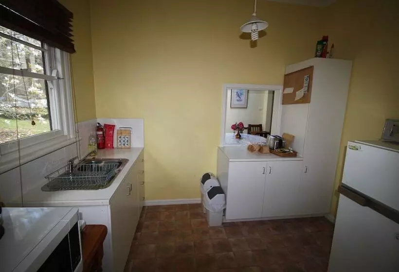 Olinda Country Cottages