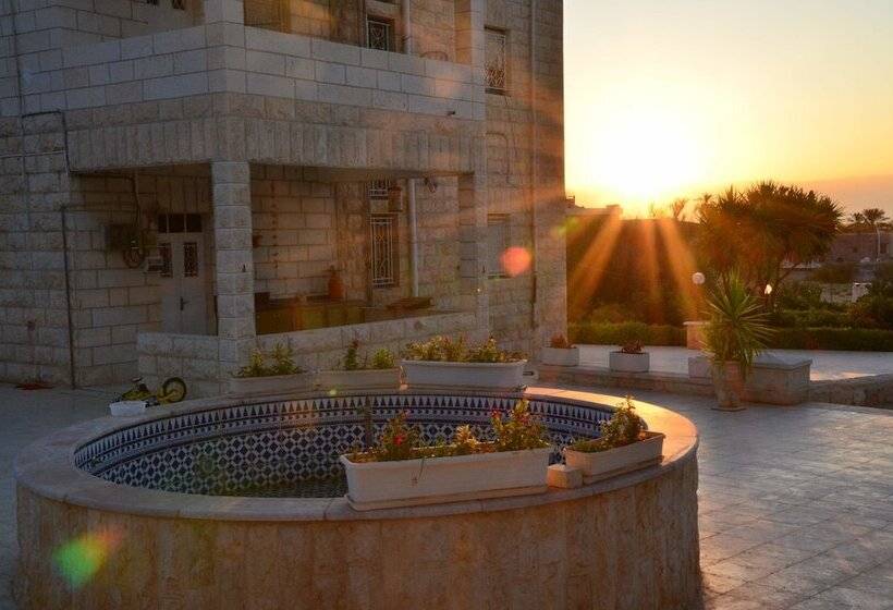 پانسیون Auberg Inn Guesthouse