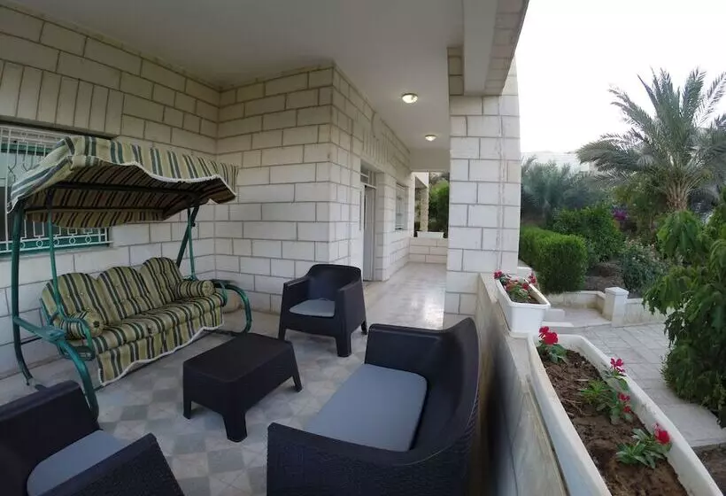 پانسیون Auberg Inn Guesthouse