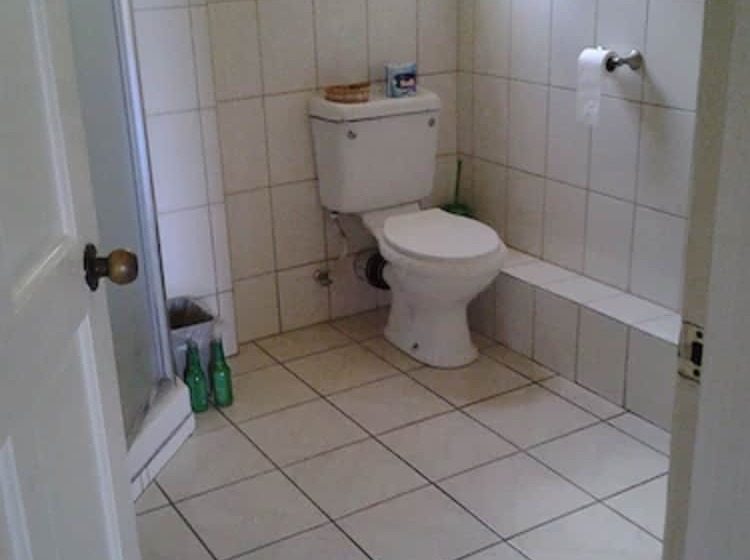 پانسیون Aupic Paradise