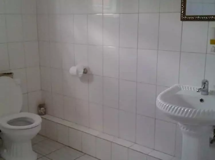 Majatalo Aupic Paradise